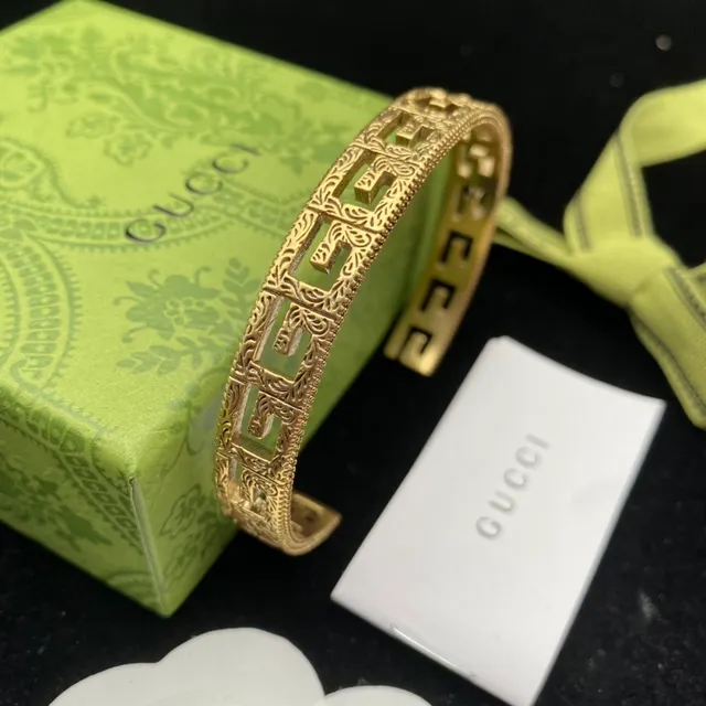 Gucci Gold Rigid Cuff Openwork Geometric Lattice Bracelet 4