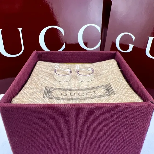 Gucci Grid-Engraved Silver Hoop Earrings 3