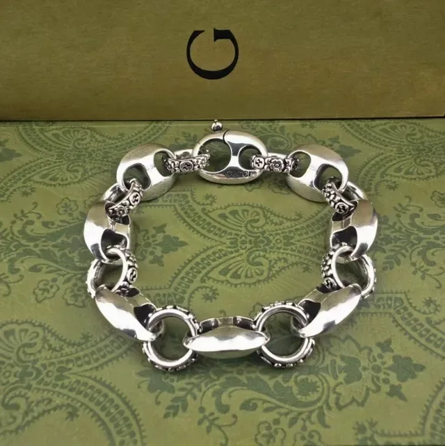 Gucci Heavy-Link Silver-Tone Ornate Chain Necklace 7