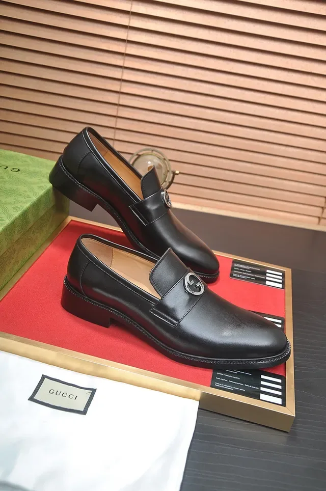 Gucci Horsebit 1955 Black Leather Horsebit Loafers 4