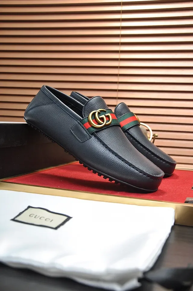 Gucci Horsebit 1955 Black Pebbled Leather Loafer 8