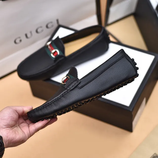 Gucci Horsebit 1955 Black Pebbled Leather Loafers 7