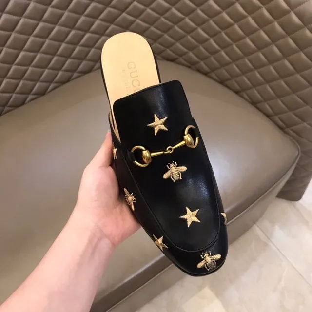 Gucci Horsebit 1955 Mulas de couro preto bordadas estrela e abelha 8