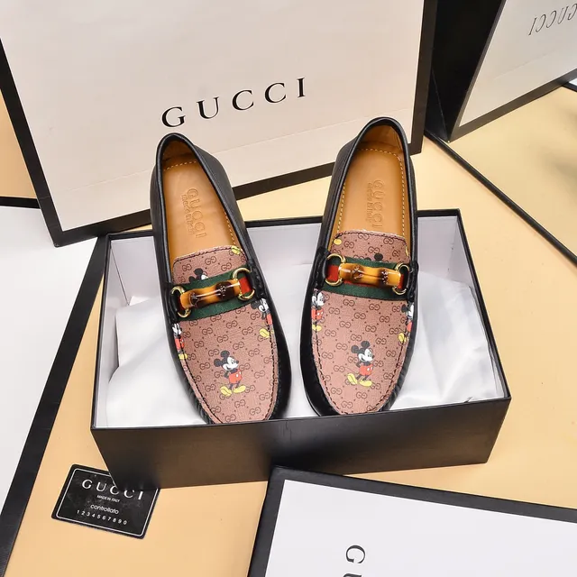 Gucci Horsebit 1955 Mickey Mouse Print Loafers 8