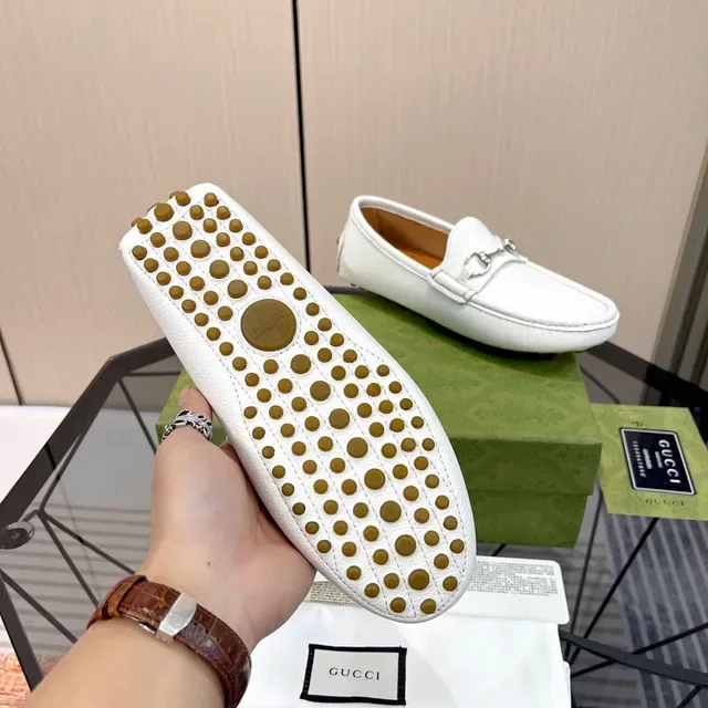 Gucci Horsebit 1955 White Pebbled Leather Loafers 2