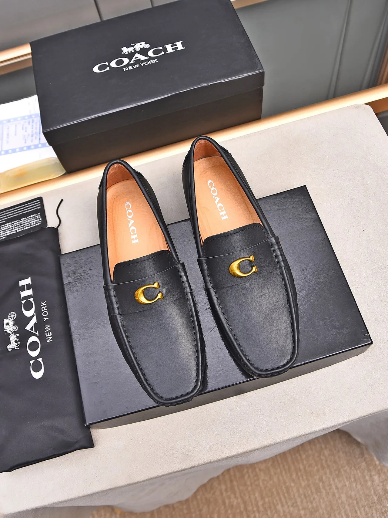 Gucci Horsebit Loafer Black Leather Gold Buckle Loafers 2