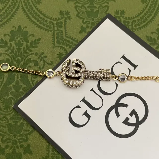 Gucci Interlocking G Crystal-Embellished Gold-Tone Chain Bracelet 6