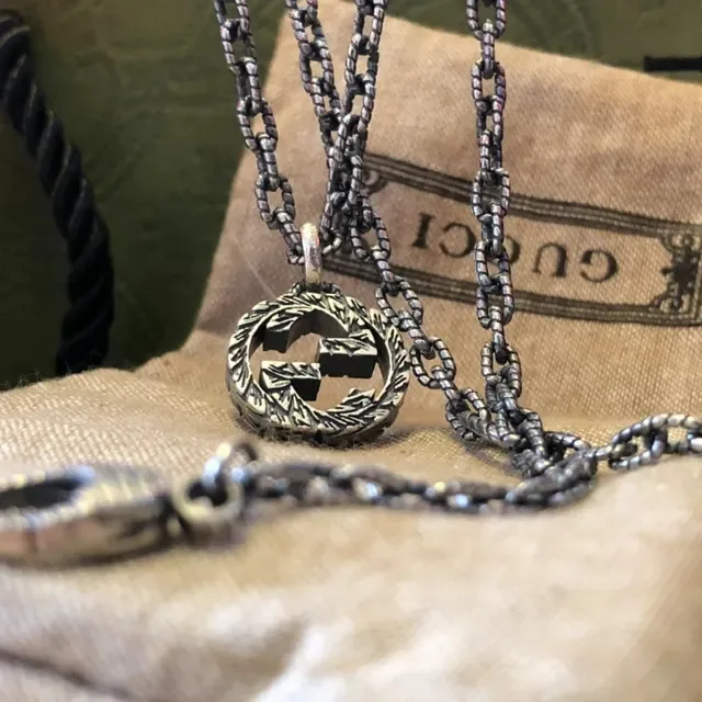 Gucci Interlocking G Laurel Wreath Pendant Necklace 2