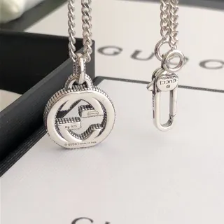 Gucci Interlocking G 银色吊坠项链