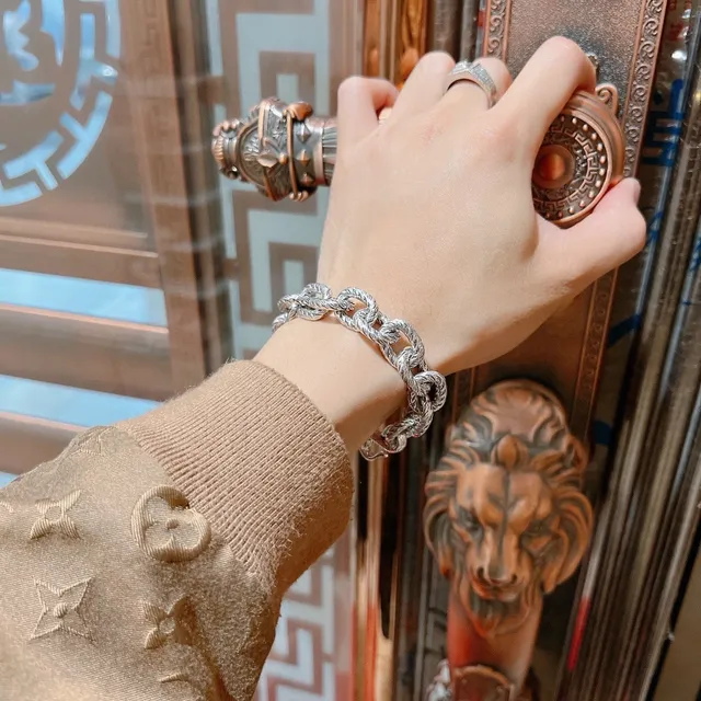 Gucci Interlocking G Twisted Rope-Link Silver Bracelet 2