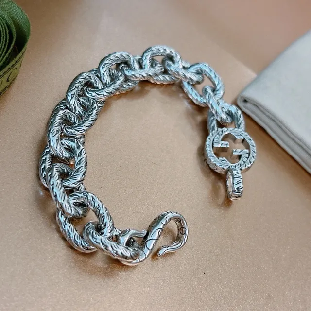 Gucci Interlocking G Twisted Rope-Link Silver Bracelet 6