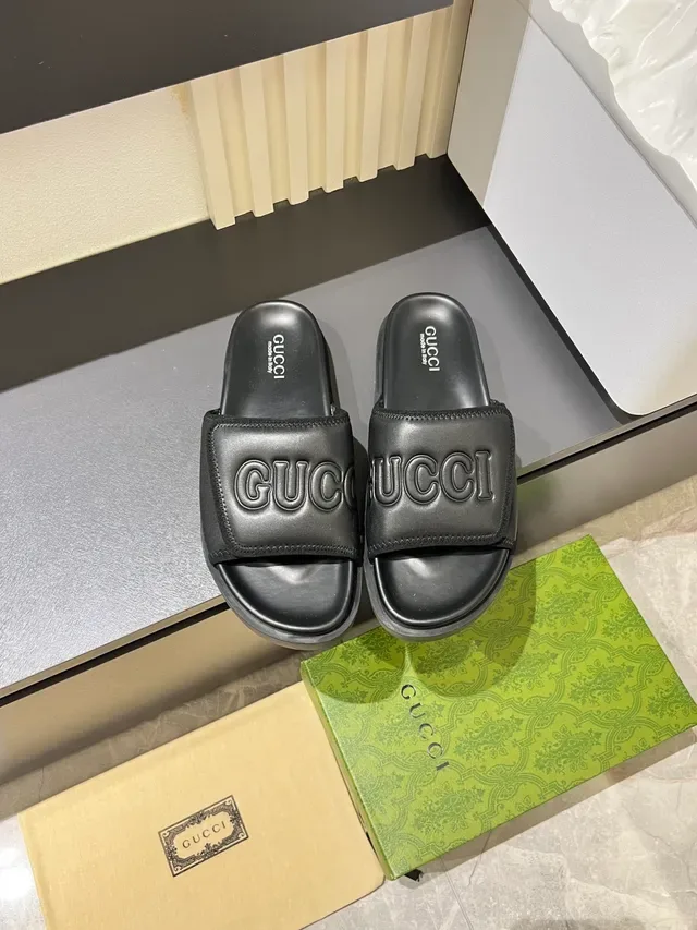 Gucci Multicolor Embossed Logo Strap Molded Rubber Sole Slippers 16