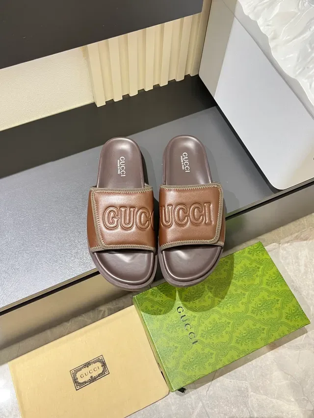 Gucci Multicolor Embossed Logo Strap Molded Rubber Sole Slippers 19