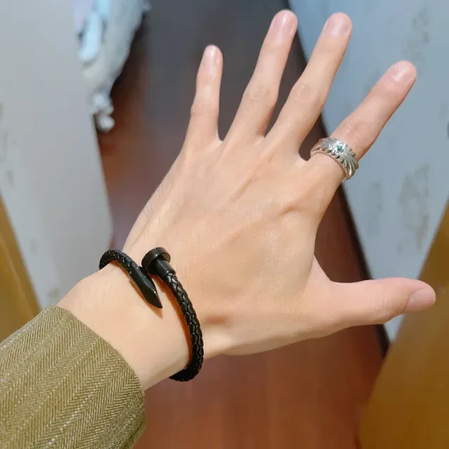 Gucci Nail Bracelet Black Braided Leather Gunmetal Hardware Bracelet 8