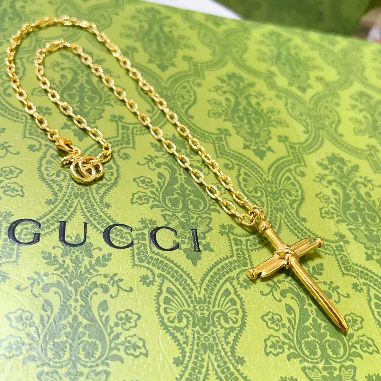 Gucci Nail Cross Gold-Tone Chain Necklace 3