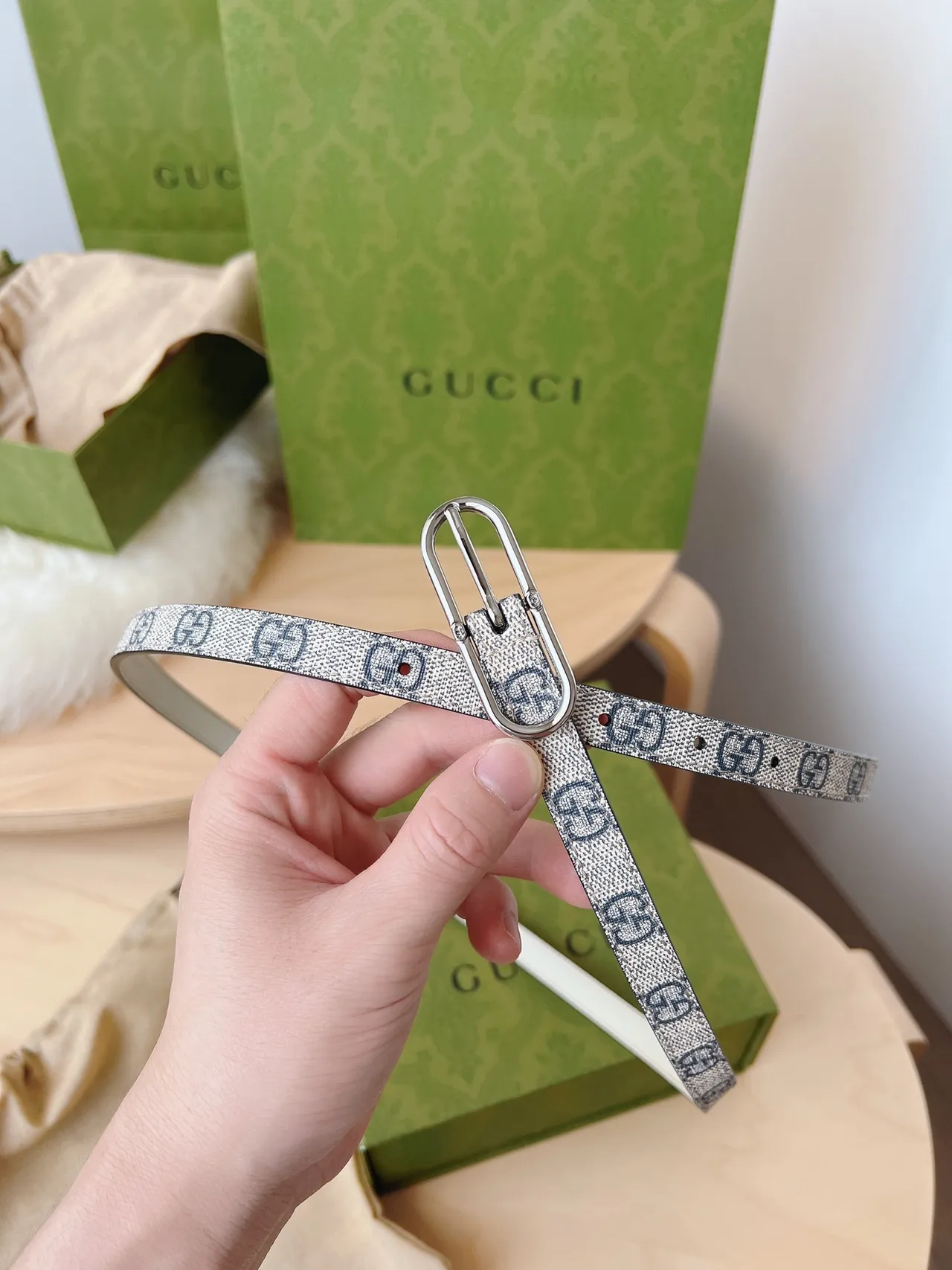 Gucci Ophidia Beige Gray Woven GG Monogram Narrow Silhouette Leather Belt 4