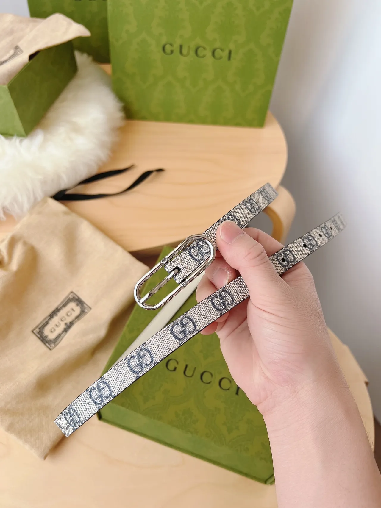 Gucci Ophidia Beige Gray Woven GG Monogram Narrow Silhouette Leather Belt 9