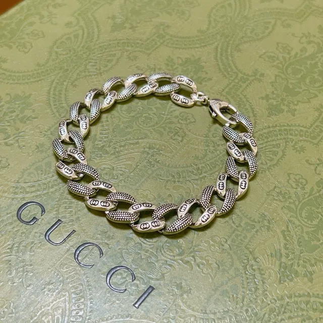 Gucci Ophidia Silver Blue Chunky Curb-Link Engraved Double-G Motifs Bracelet 4