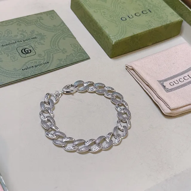 Gucci Ophidia Silver Blue Chunky Curb-Link Engraved Double-G Motifs Bracelet 6