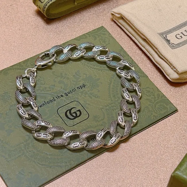 Gucci Ophidia Silver Blue Chunky Curb-Link Engraved Double-G Motifs Bracelet 7
