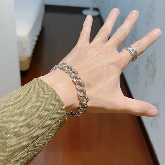 Gucci Ophidia Silver Blue Chunky Curb-Link Engraved Double-G Motifs Bracelet 8