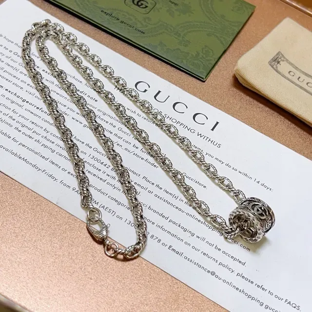 Gucci Ornate Interlocking G Pendant Twisted Rope-Link Necklace 7