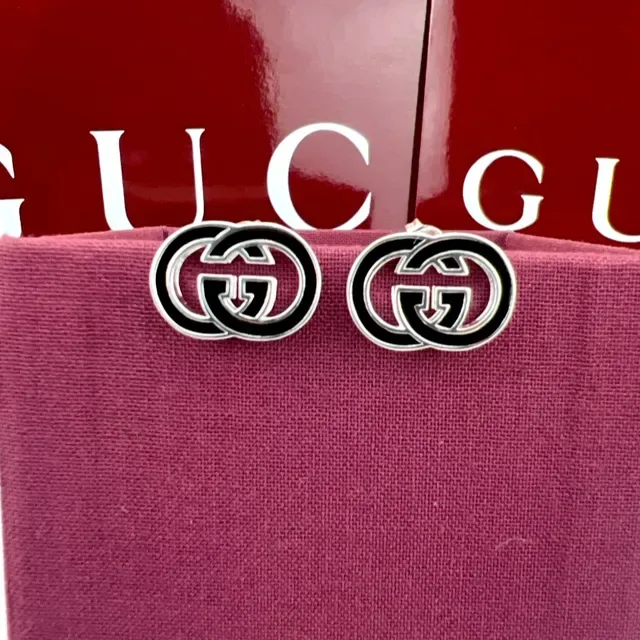 Gucci Boucles d'oreilles Interlocking GG Logo Émaillées Rouge et Vert 5
