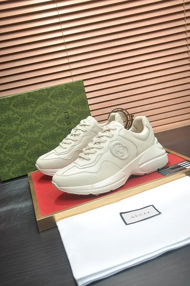 Gucci Rhyton Off-White Leather Chunky Sneakers 3