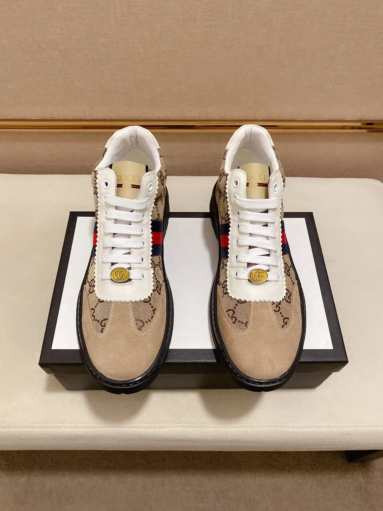 Gucci Screener Beige Toile et Daim Web Stripe Lifestyle Sneaker 5