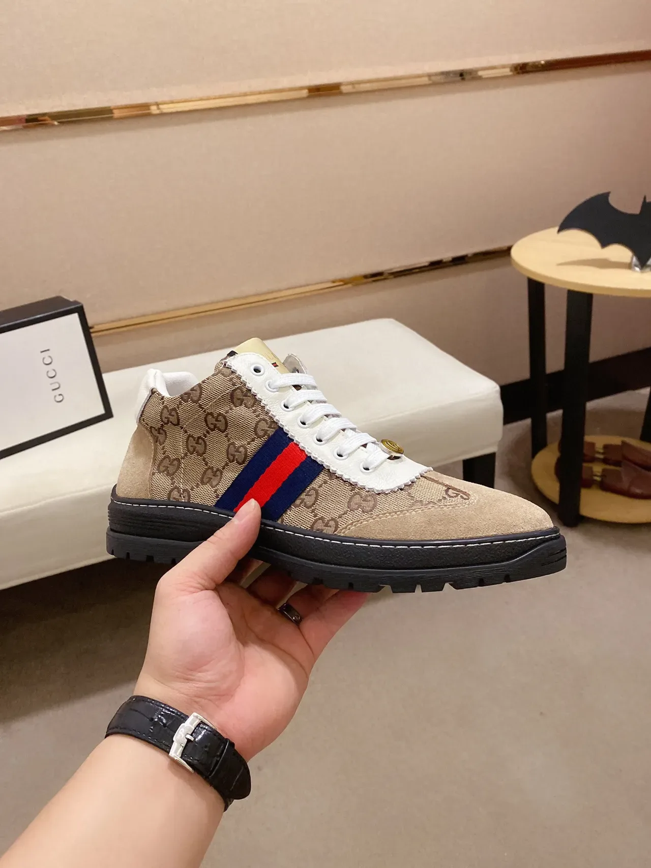 Gucci Screener Beige Toile et Daim Web Stripe Lifestyle Sneaker 7