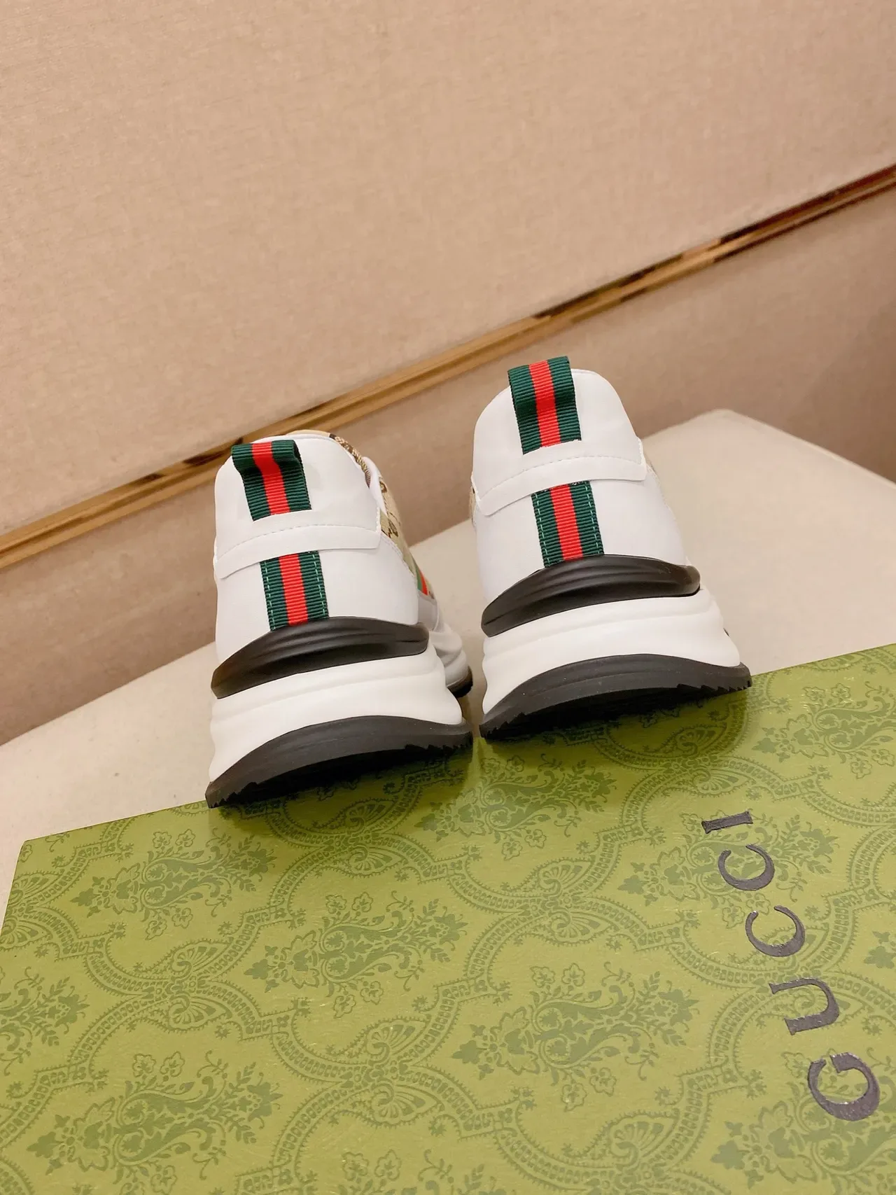 Gucci Screener Beige GG Canvas and White Leather Lifestyle Sneakers 8