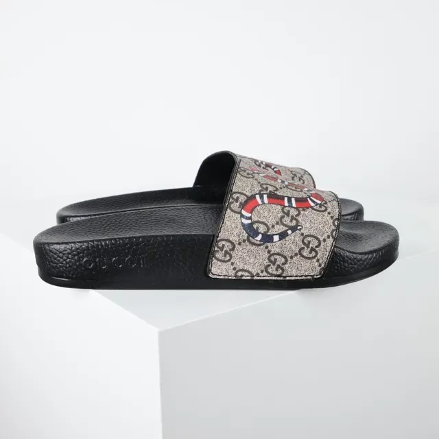 Gucci Screener Preto Bege GG Monogram Lona King Cobra Impressão de serpente Sandálias 3