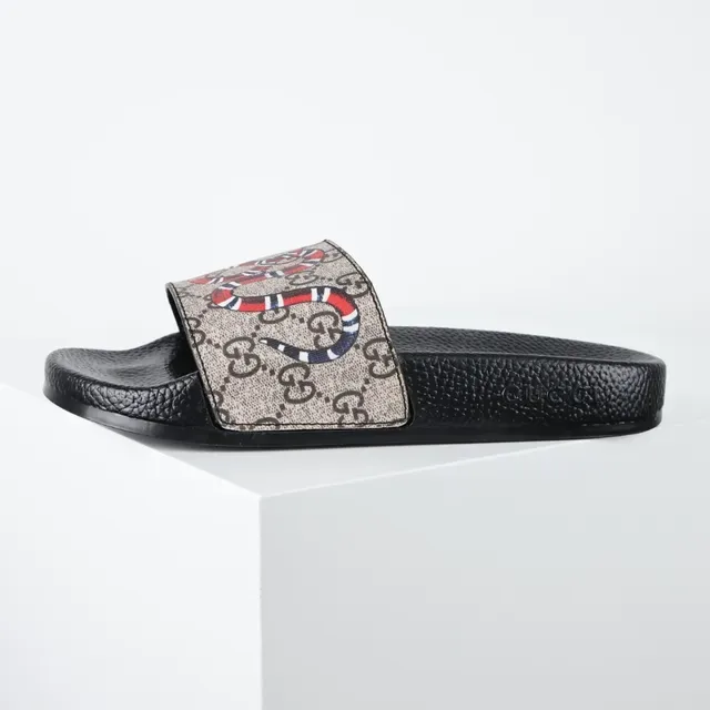 Gucci Screener Preto Bege GG Monogram Lona King Cobra Impressão de serpente Sandálias 9