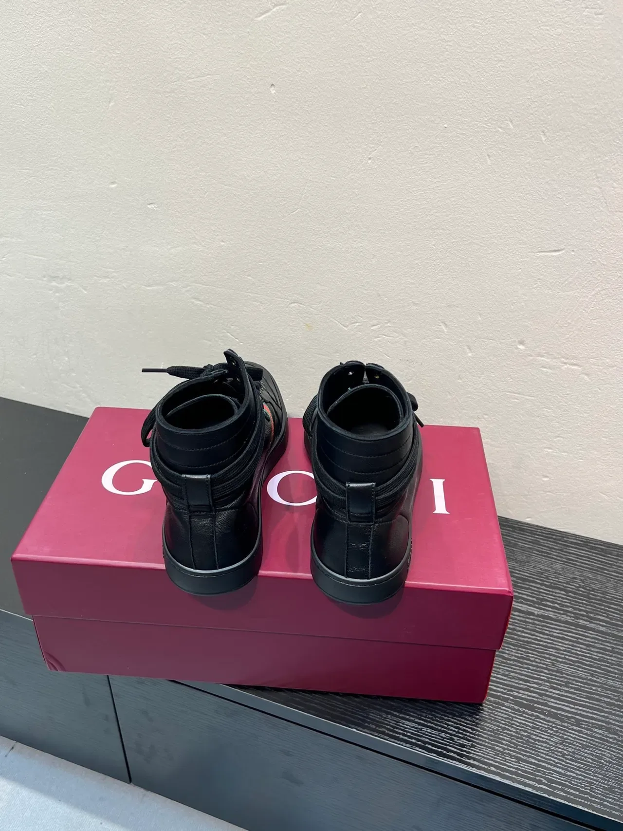 Gucci Screener Black Red Green Web Stripe Lifestyle Sneaker 6