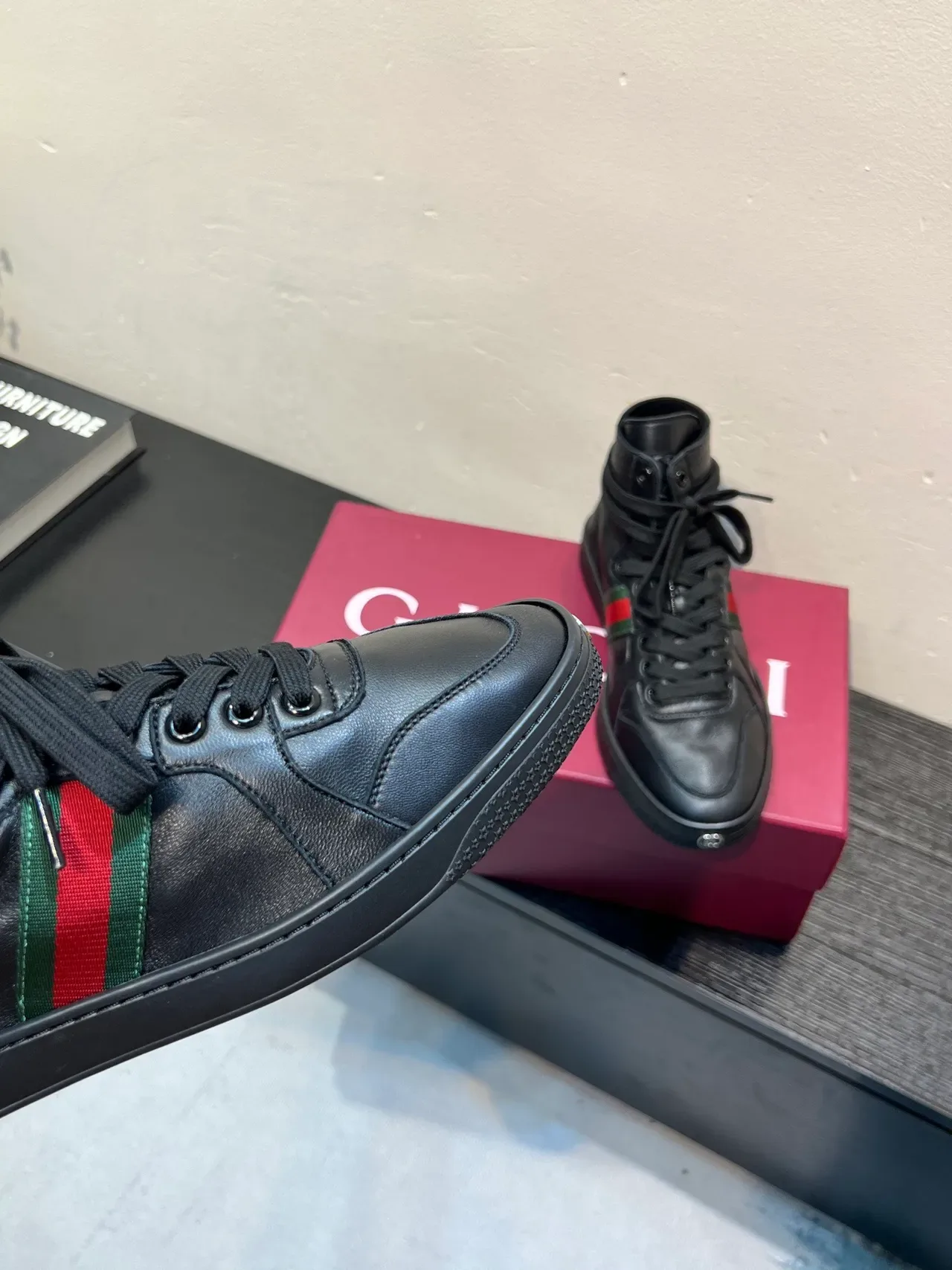 Gucci Screener Black Red Green Web Stripe Lifestyle Sneaker 8
