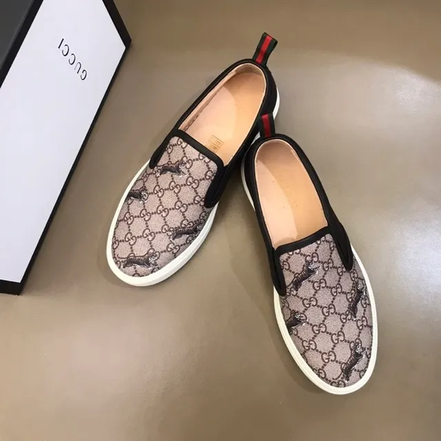 Gucci Screener GG Monogram Lona Mocassins 2