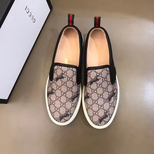 Gucci Screener GG Monogram Lona Mocassins 3