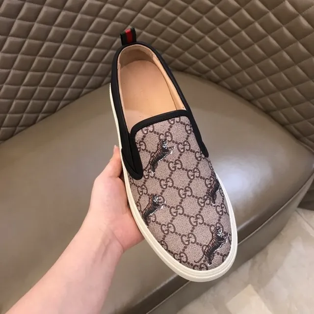 Gucci Screener GG Monogram Lona Mocassins 6