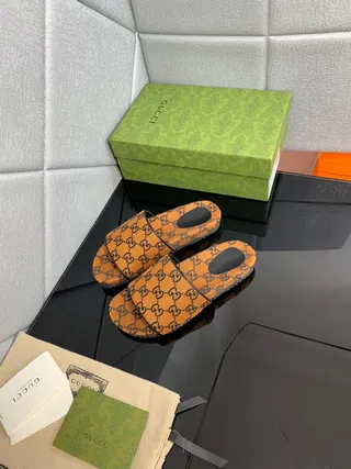 Gucci Screener GG Monogram Orange and Black Slippers 2