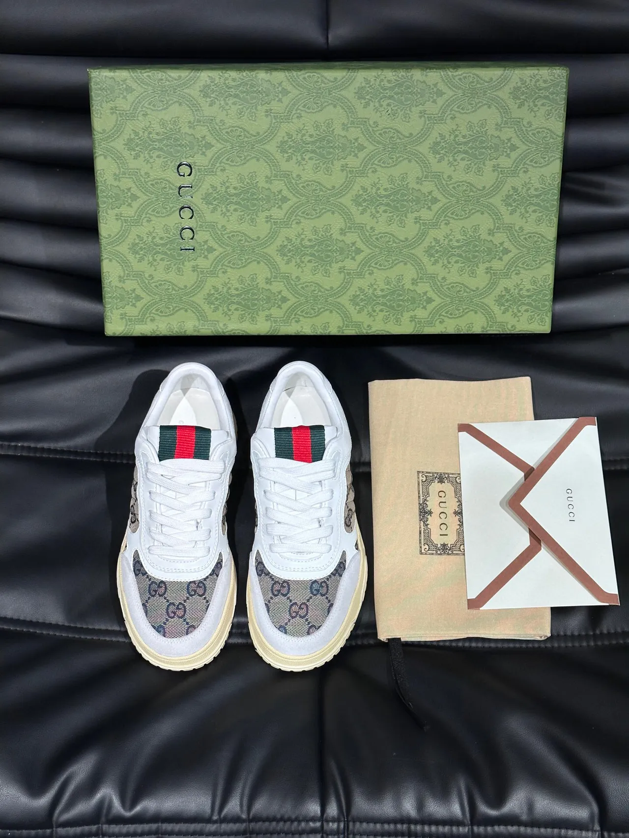 Gucci Screener GG Supreme Canvas White Lifestyle Sneakers 3