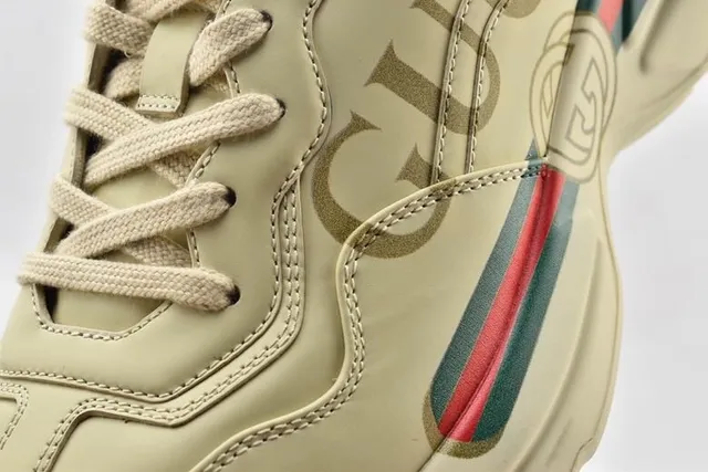 Gucci Screener Off-White Leather Lifestyle Sneakers 5