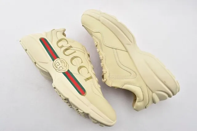 Gucci Screener Off-White Leather Lifestyle Sneakers 18