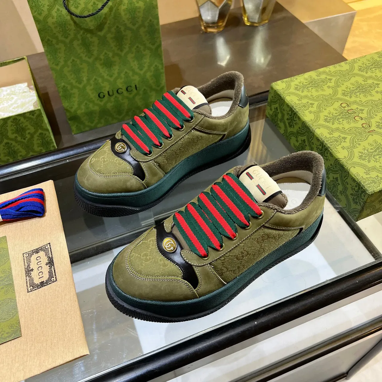 Gucci Screener Olive Green and Teal Lifestyle Sneakers 4