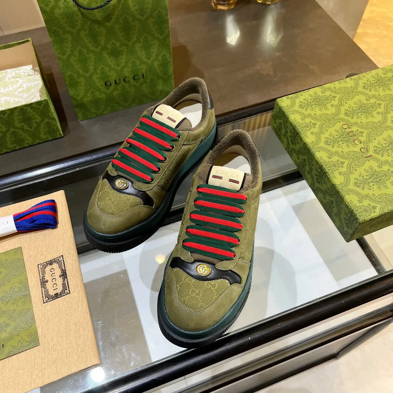 Gucci Screener Olive Green and Teal Lifestyle Sneakers 7