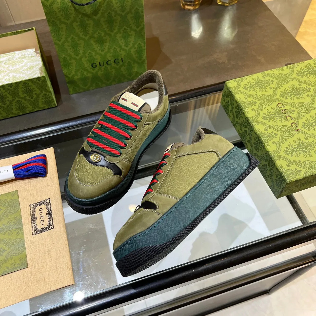 Gucci Screener Olive Green and Teal Lifestyle Sneakers 8
