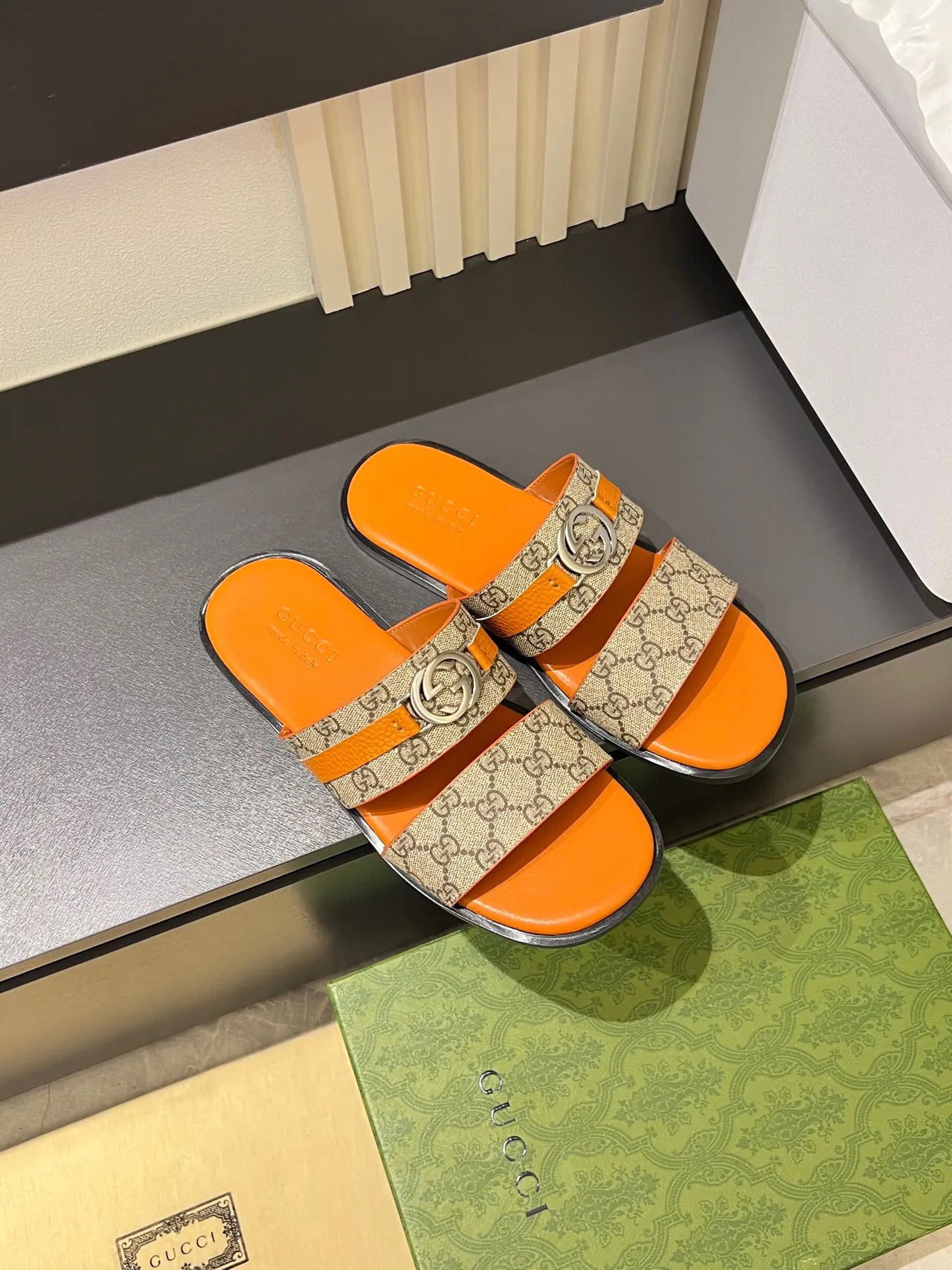 Gucci Screener Orange et Beige GG Monogram Sandales casuales 5