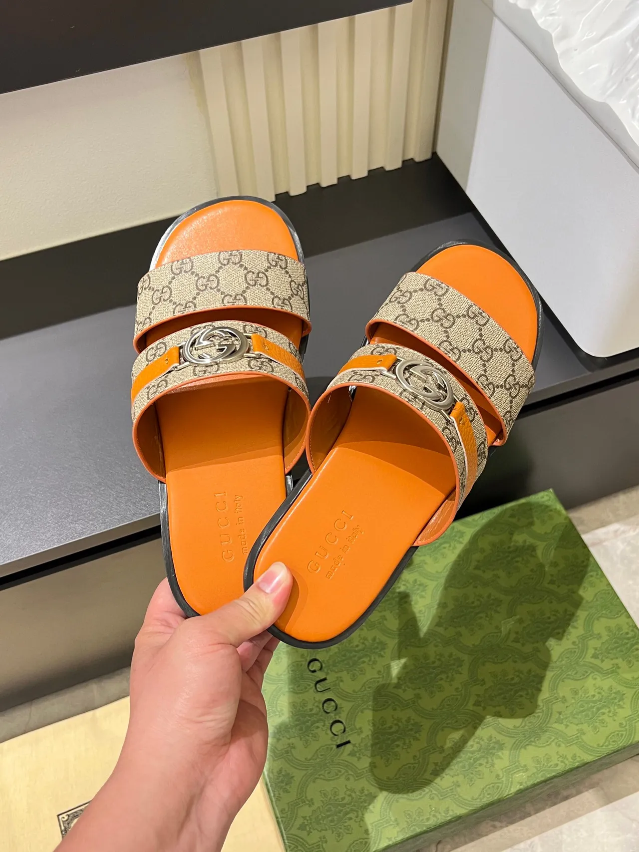 Gucci Screener Orange et Beige GG Monogram Sandales casuales 6