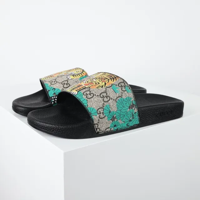 Gucci Screener Printed GG Supreme Tiger Floral Slippers 2