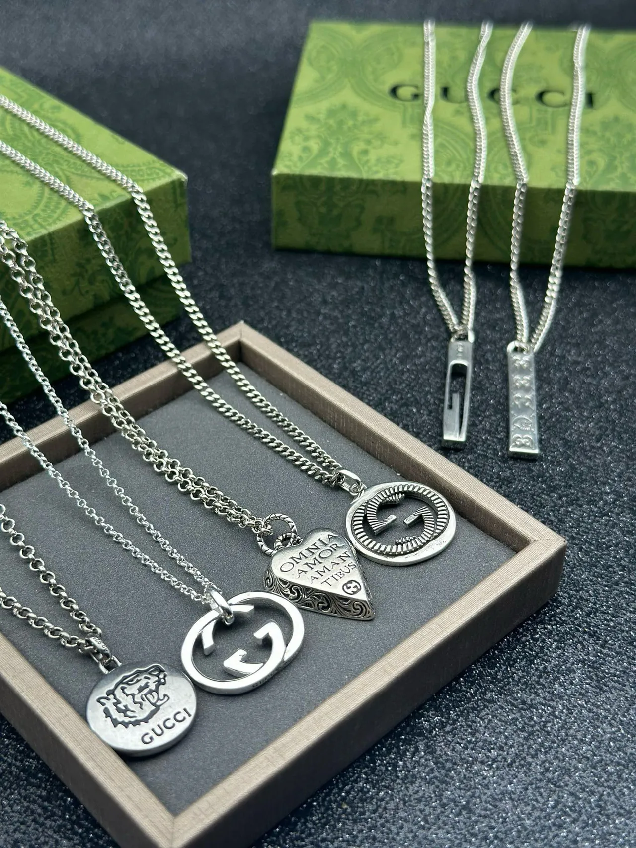 Gucci Screener Silver-Tone Chain Pendant Necklace 2
