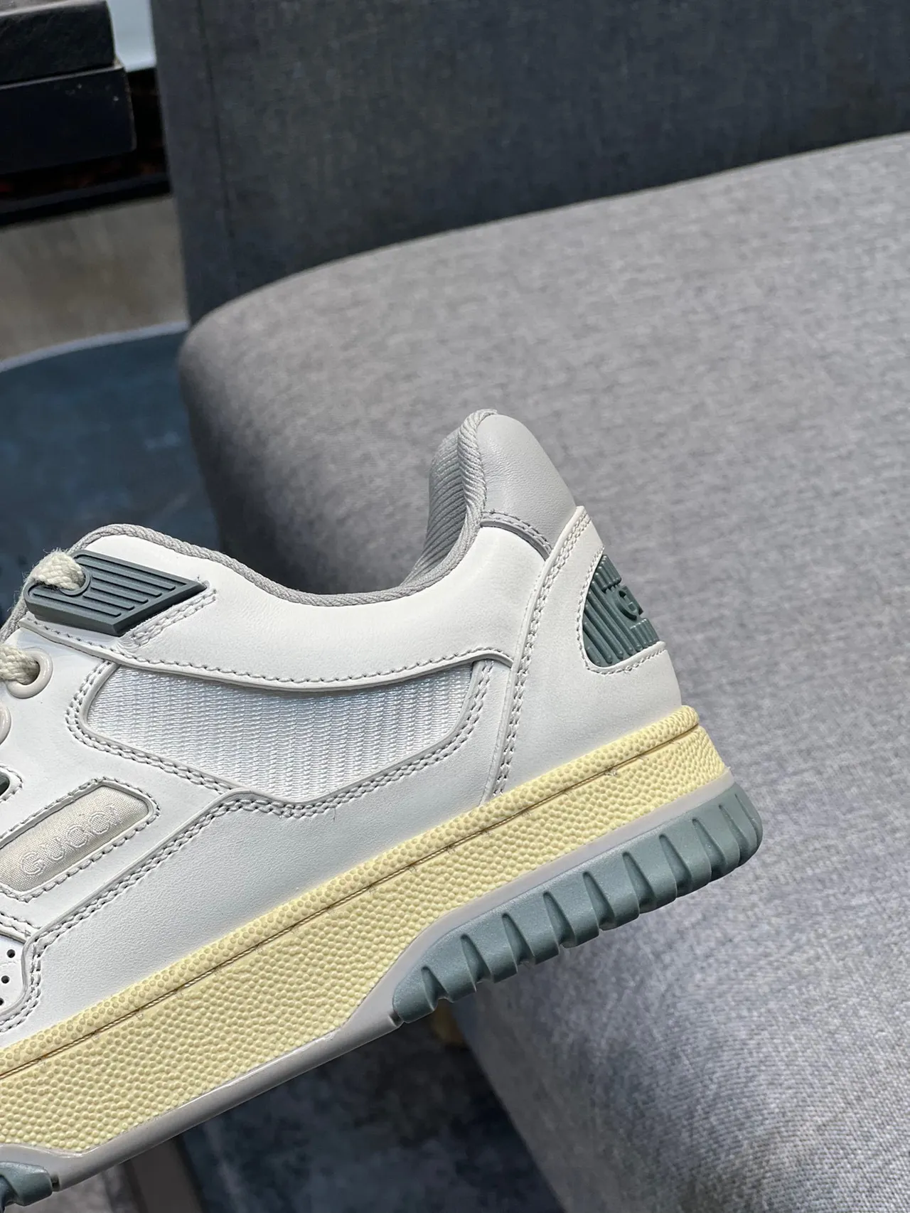 Gucci Screener White Green Perforated Leather Upper Geometric Overlay Panels Lifestyle Sneakers 9